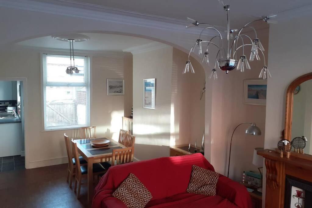 Seaside From 4bedroom Sleeps 8 Bridlington